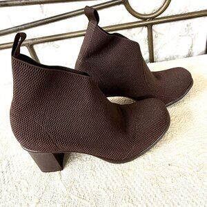 San Miguel Shoes: Ankle Boots, Women's Size 7